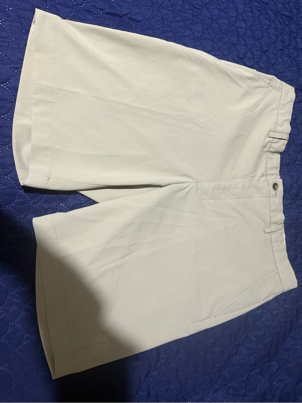 Classic Men's Tan Greg Norman Shorts size 36